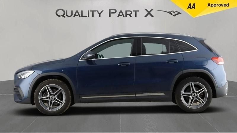 Used Mercedes GLA250 Exclusive 2021 Blue SUV