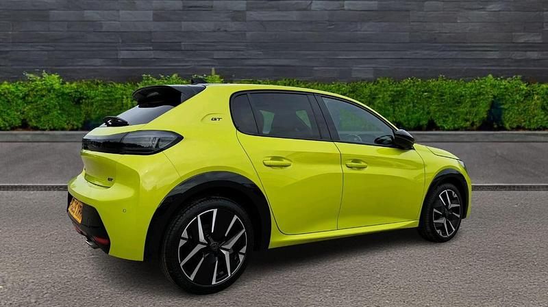 Used Peugeot 208 GT 99 HP (72 kW) 2025 Yellow Hatchback
