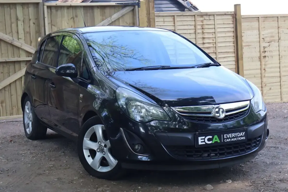 Usado Vauxhall Corsa 2013 Preto Citadino