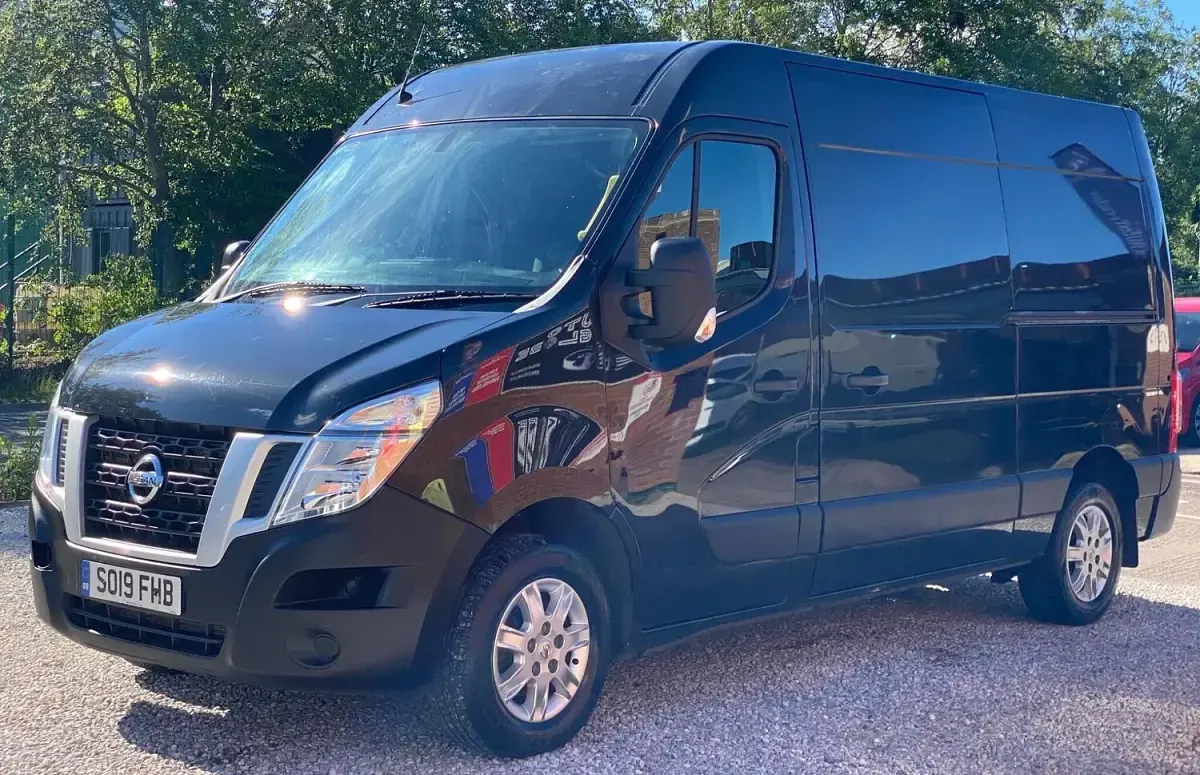 Used Nissan NV400 SE 145 HP (106 kW) 2019 Black Van