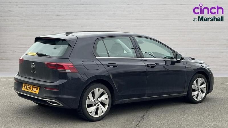 Used VW Golf VII Style 150 HP (110 kW) 2020 Black