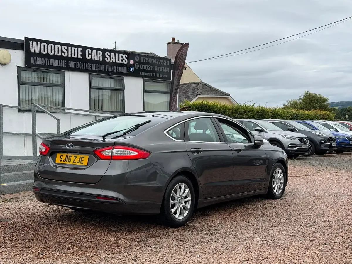 Used Ford Mondeo Zetec 2016 Grey Hatchback