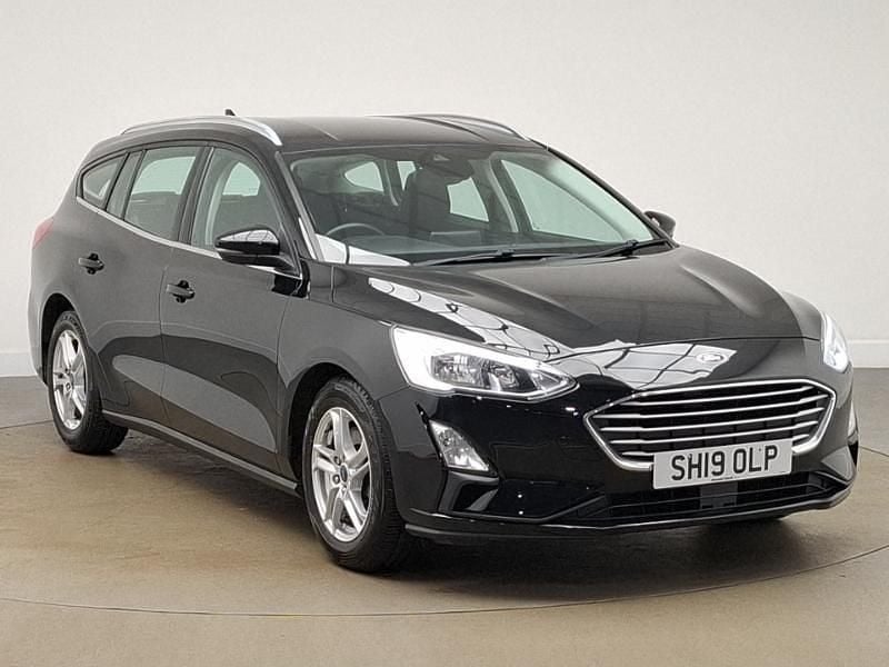 Used Ford Focus Zetec 95 HP (69 kW) 2019 Black Estate