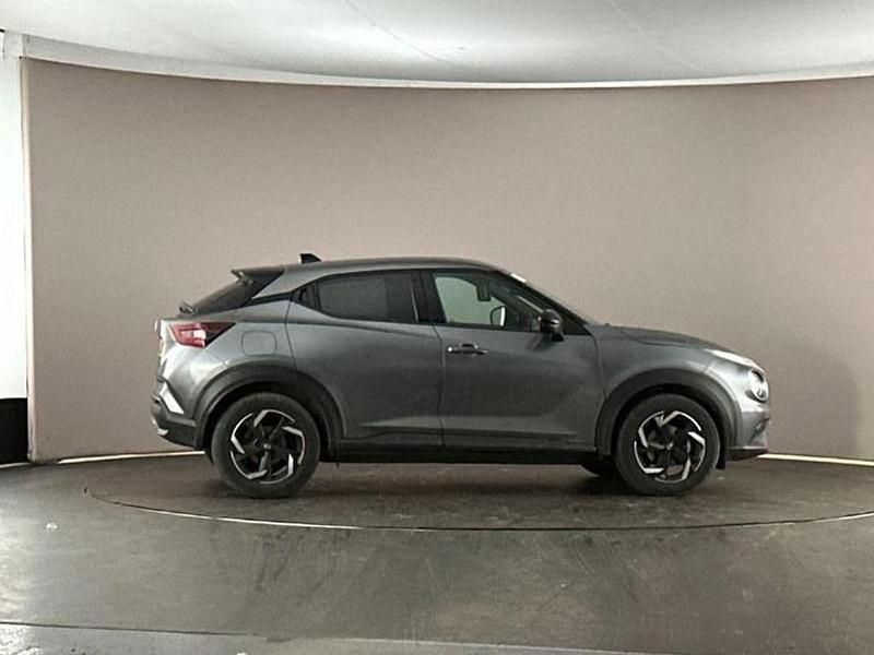 Used Nissan Juke N-Connecta 114 HP (83 kW) 2023 Grey SUV