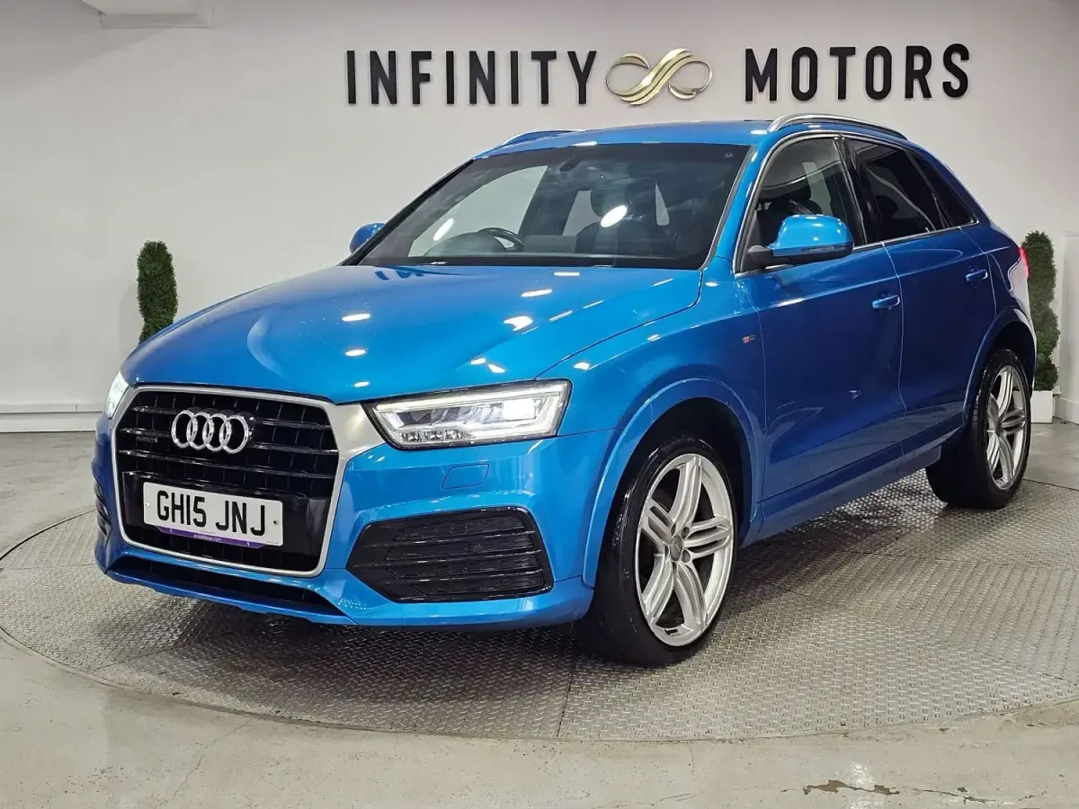 Usado Audi Q3 S-line plus 184 HP (135 kW) 2015 Azul SUV