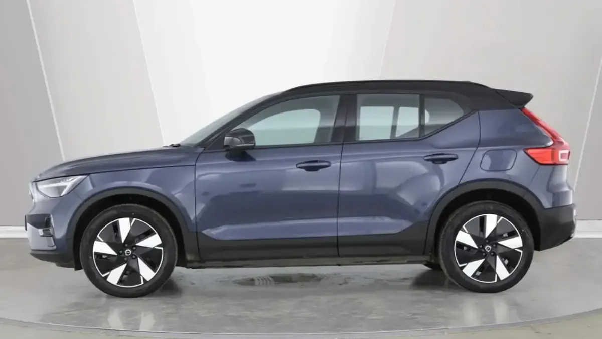 Used Volvo EX40 Plus 172 kW (235 HP) 2026 SUV