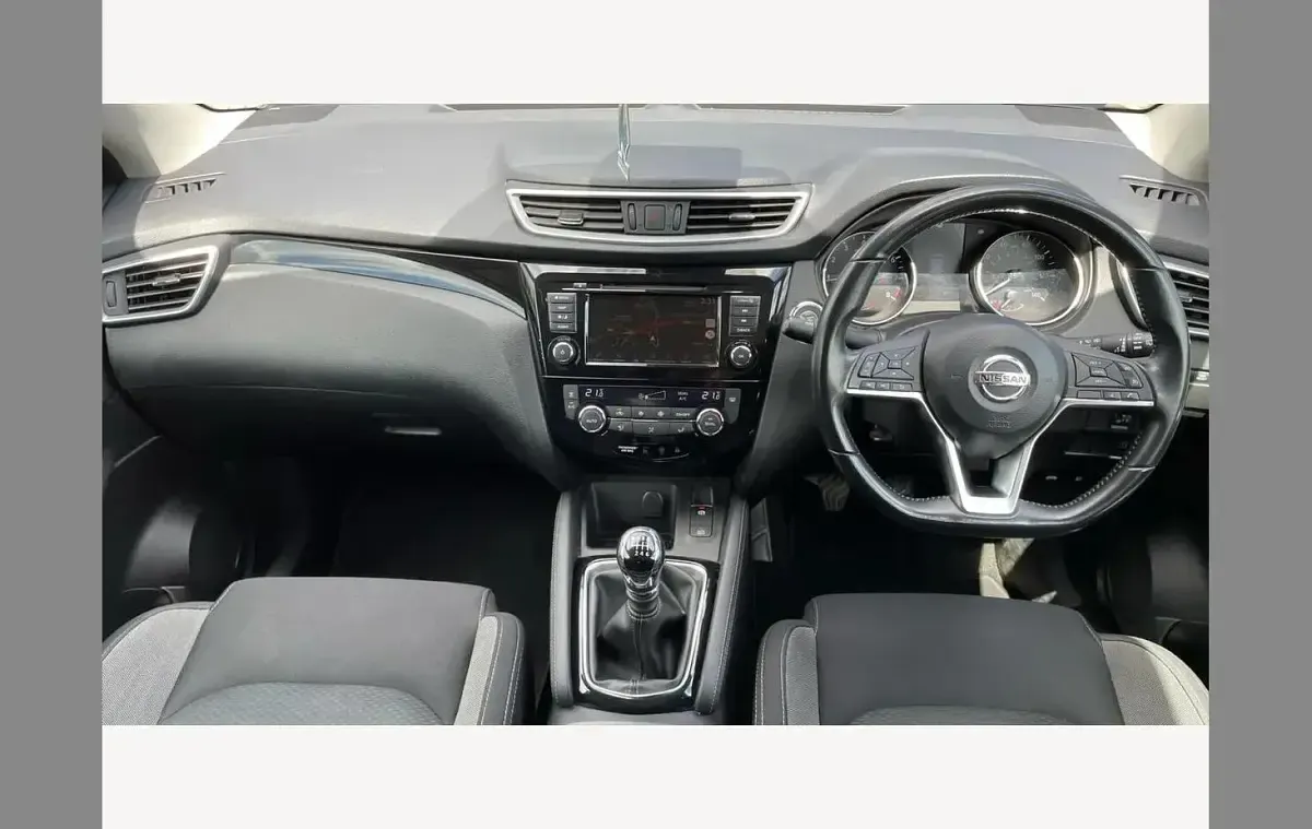 Used Nissan Qashqai N-Connecta 140 HP (102 kW) 2020 Grey SUV