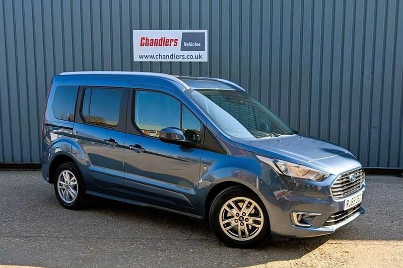 Used Ford Tourneo Connect Titanium 120 HP (88 kW) 2020 Blue MPV