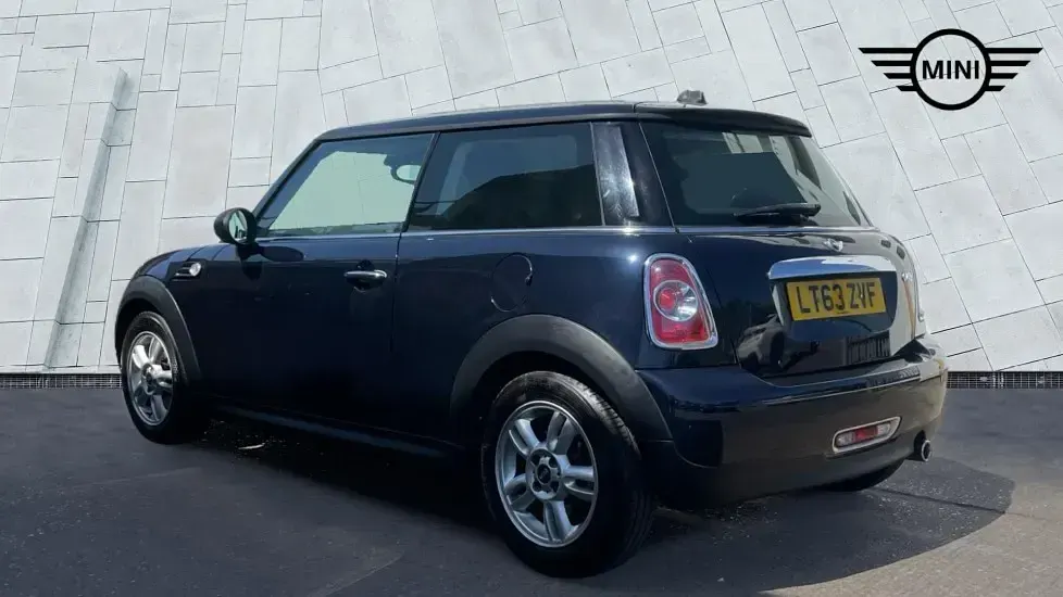 Używany Mini ONE Hatch 97 KM (71 kW) 2013 Niebieski Hatchback
