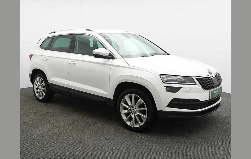 Used Skoda Karoq SE L 115 HP (84 kW) 2018 White SUV