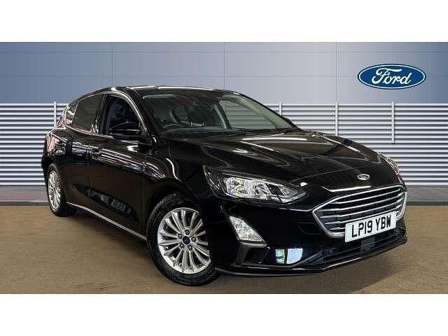 Black Used 2019 Ford Focus Titanium Hatchback | £9,844 (Fair price) - Image 1/4