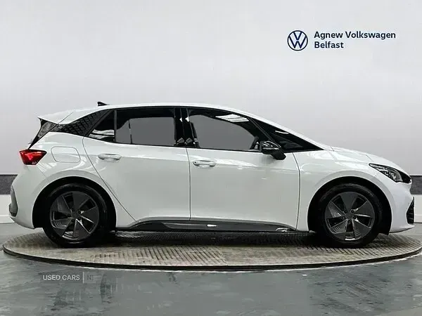 Used Cupra Born 150 kW (204 HP) 2023 White Hatchback