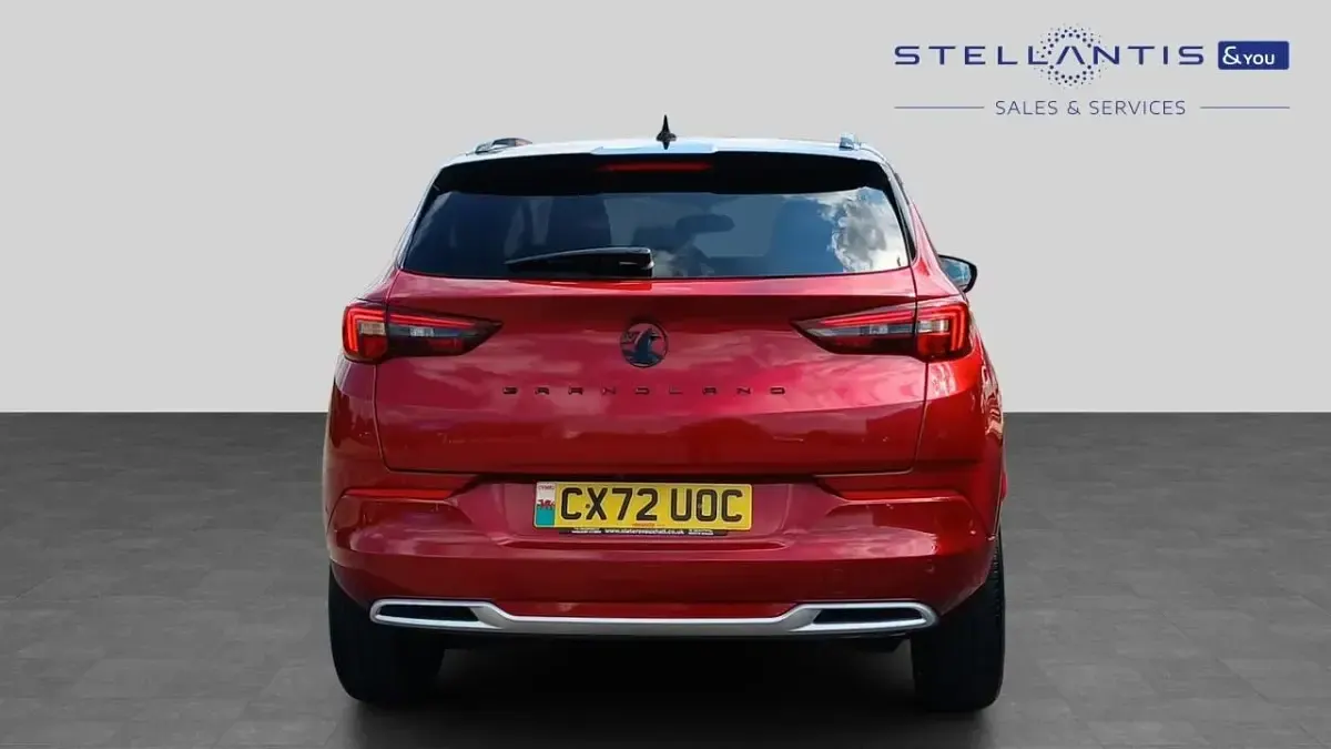 Used Vauxhall Grandland X Ultimate 128 HP (94 kW) 2022 Red SUV
