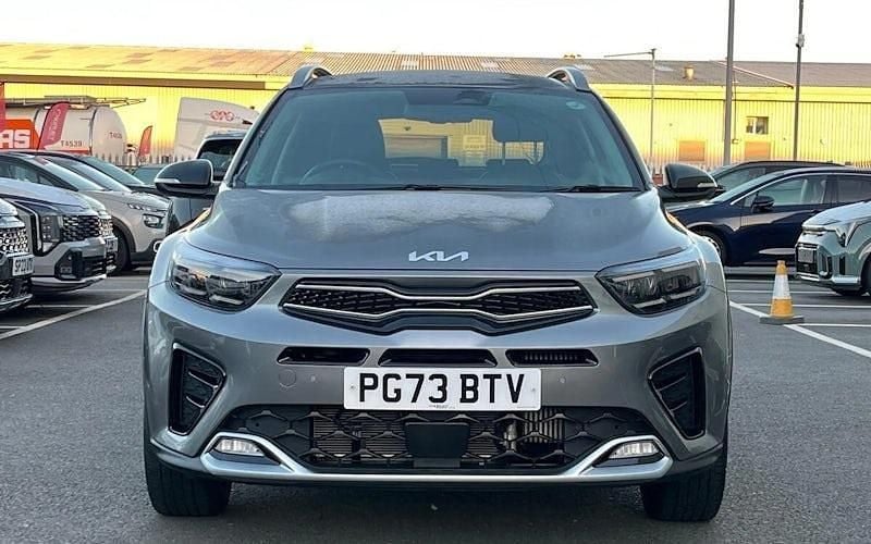 Used Kia Stonic GT-Line 99 HP (72 kW) 2025 SUV