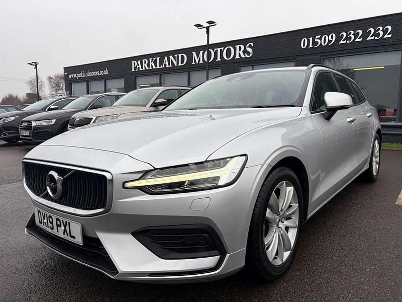 Used Volvo V60 Momentum 2019 Silver Estate