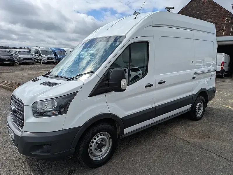 Used Ford Transit 130 HP (95 kW) 2019 White Van