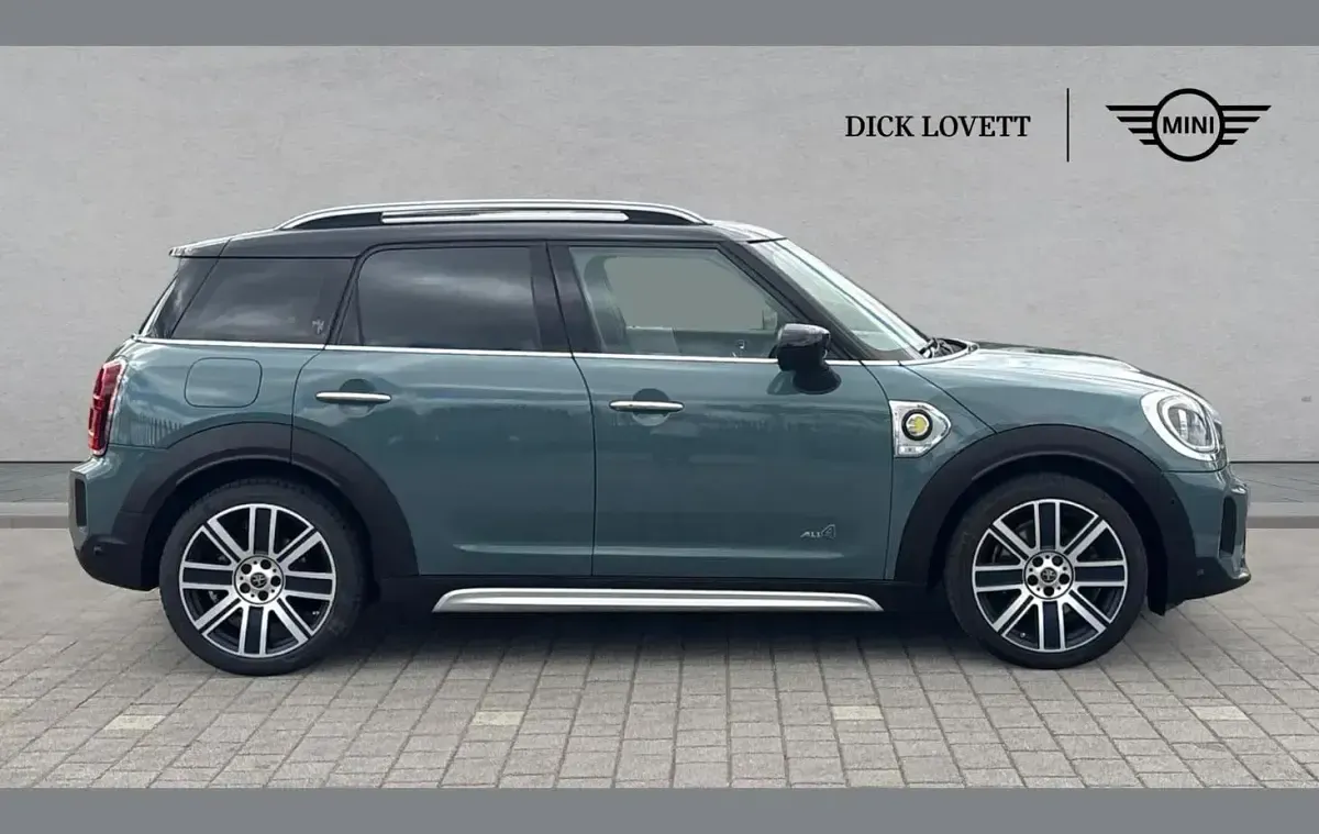Used Mini Cooper S Countryman Exclusive 219 HP (161 kW) 2022 Green SUV