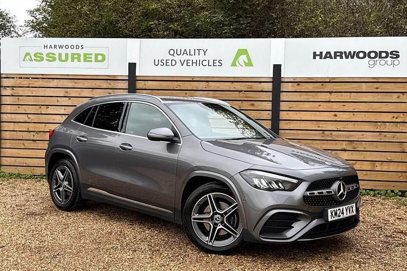 Used 2024 Mercedes GLA200 Executive SUV | £30,990 (Fair price) - Image 1/1