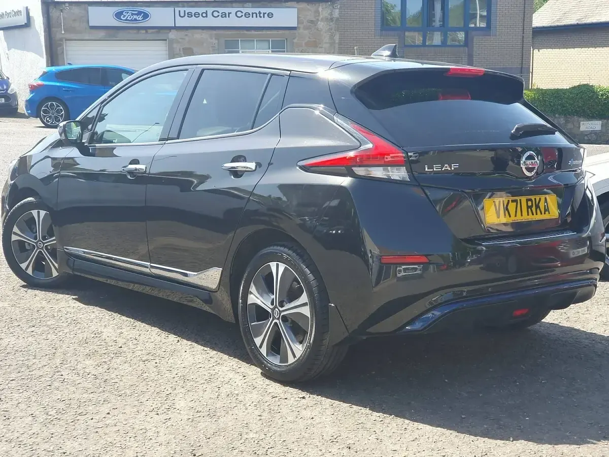Used Nissan Leaf Tekna 110 kW (150 HP) 2021 Black Hatchback