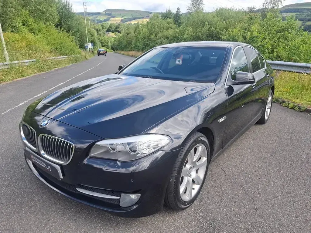 Used BMW 520 2010 Black Sedan