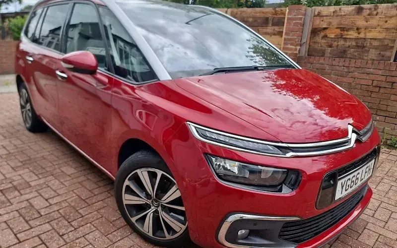 Used Citroën C4 SpaceTourer Flair 120 HP (88 kW) 2016 MPV