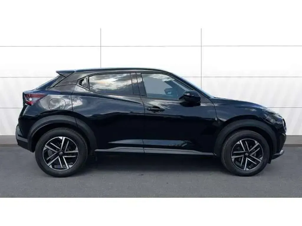 Used Nissan Juke N-Connecta 114 HP (83 kW) 2025 Black SUV
