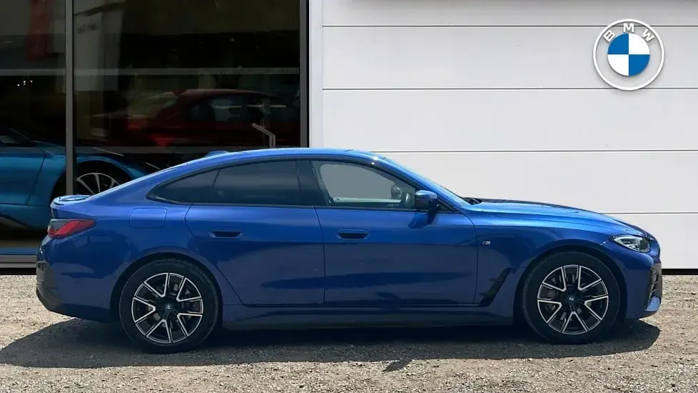 Used BMW i4 M Sport 246 kW (335 HP) 2023 Blue Sedan