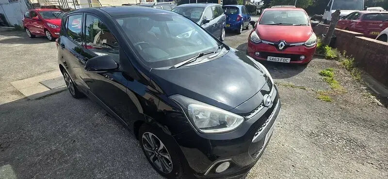 Used Hyundai i10 Premium 87 HP (63 kW) 2014 Black Hatchback
