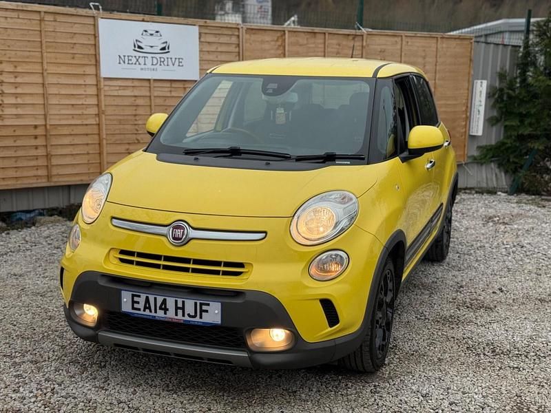 Used Fiat 500L Trekking 2014 Yellow MPV