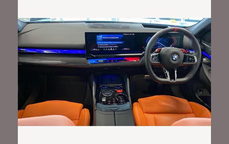 Used BMW M5 Comfort Edition 727 HP (534 kW) 2025 Green Estate