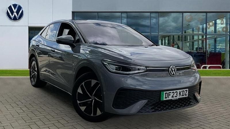 Moonstone grey black Used 2023 VW ID.5 Pro SUV | £22,997 (Fair price) - Image 1/4