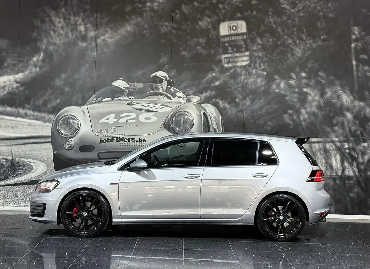Used VW Golf VII GTI 216 HP (158 kW) 2016 Silver Hatchback