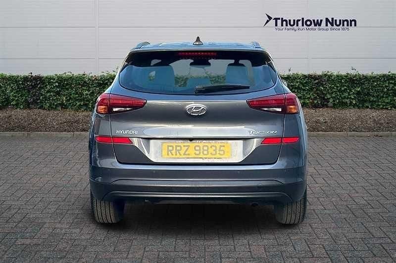 Used Hyundai Tucson SE 132 HP (97 kW) 2021 Grey SUV