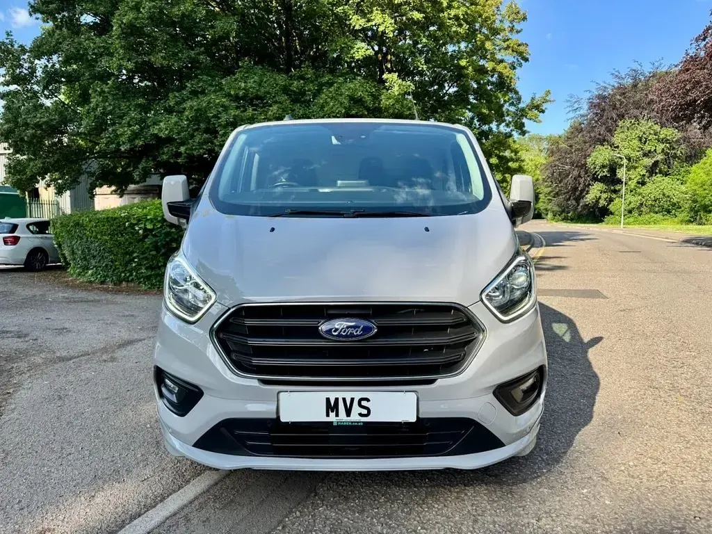 Used Ford Transit Custom Limited 130 HP (95 kW) 2023 Grey Van