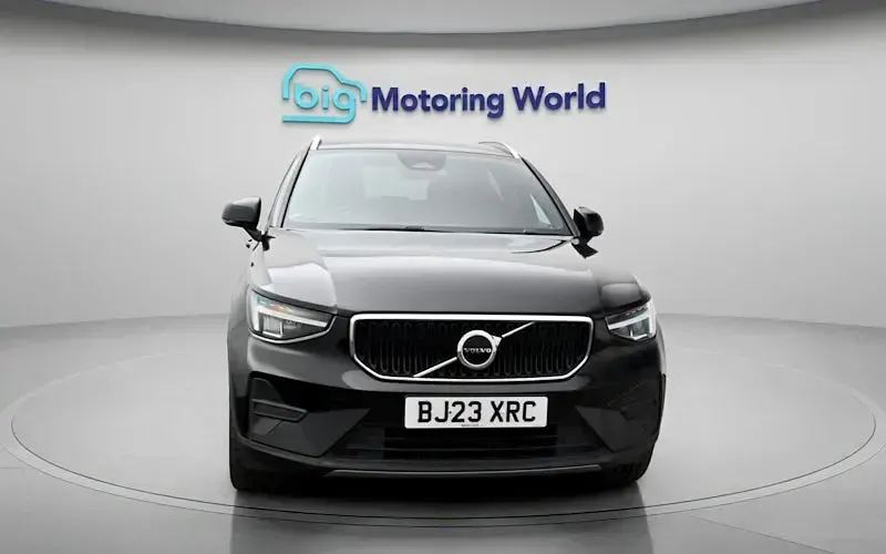 Used Volvo XC40 Core 163 HP (119 kW) 2026 SUV