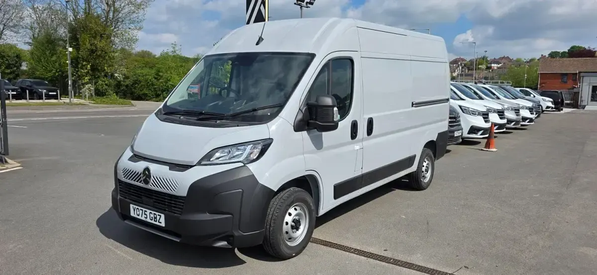 Novo Citroën Relay 2026 Cinzento Van