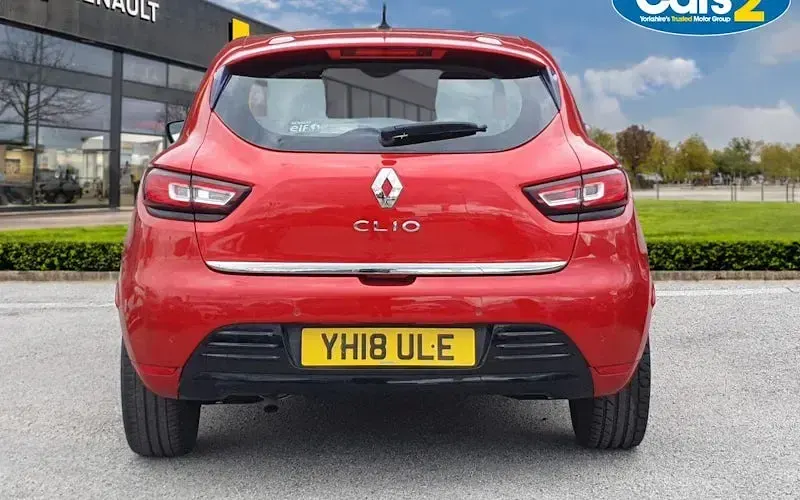 Gebraucht Renault Clio IV Dynamique 90 PS (66 kW) 2018 Rot Kleinwagen