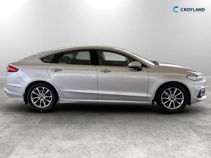 Used Ford Mondeo Zetec 150 HP (110 kW) 2021 Silver Hatchback