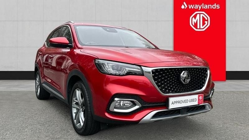 Used MG HS Exclusive 2023 Red SUV