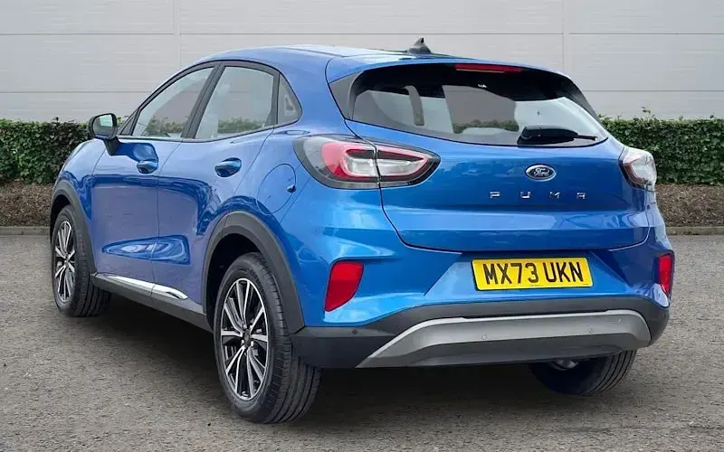 Usado Ford Puma Titanium 125 HP (91 kW) 2023 Azul SUV