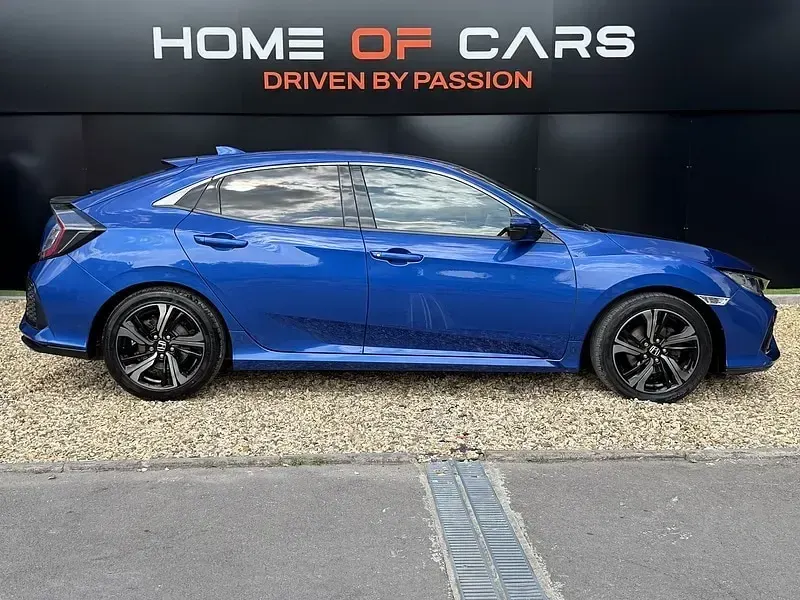 Used Honda Civic SR 126 HP (92 kW) 2018 Blue Hatchback
