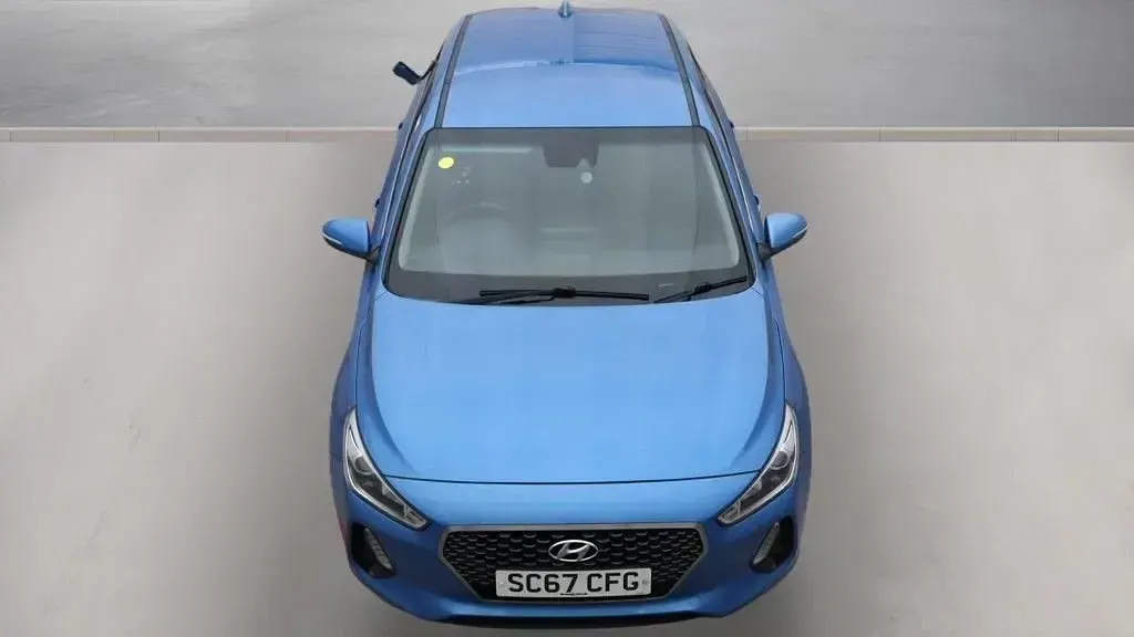 Used Hyundai i30 SE 120 HP (88 kW) 2018 Blue Hatchback