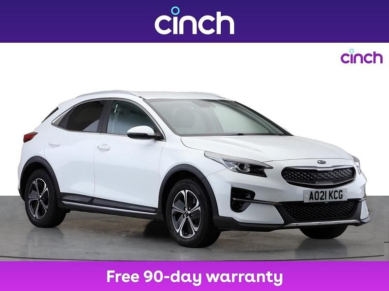 White Used 2021 Kia XCeed 3 SUV | £14,169 (Fair price) - Image 1/3