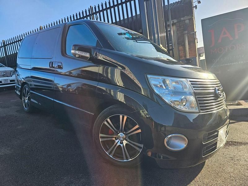 Used Nissan Elgrand 2025 Black MPV