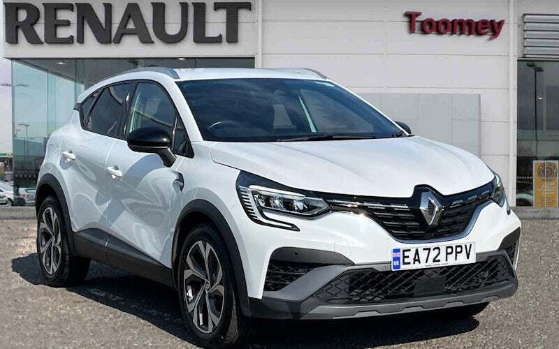 White Used 2022 Renault Captur R.S. SUV | £16,495 (Fair price) - Image 1/4