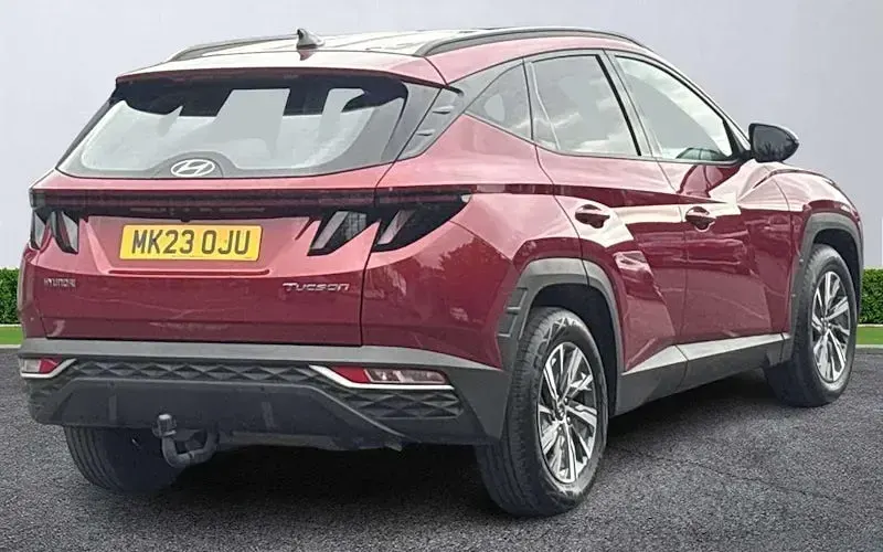 Used Hyundai Tucson SE 150 HP (110 kW) 2023 Red SUV