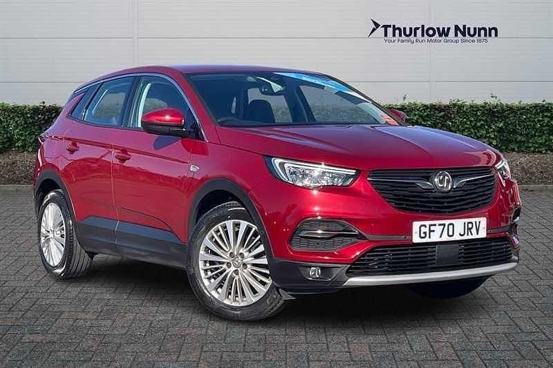 Used Vauxhall Grandland X Business Edition 130 HP (95 kW) 2020 Red SUV