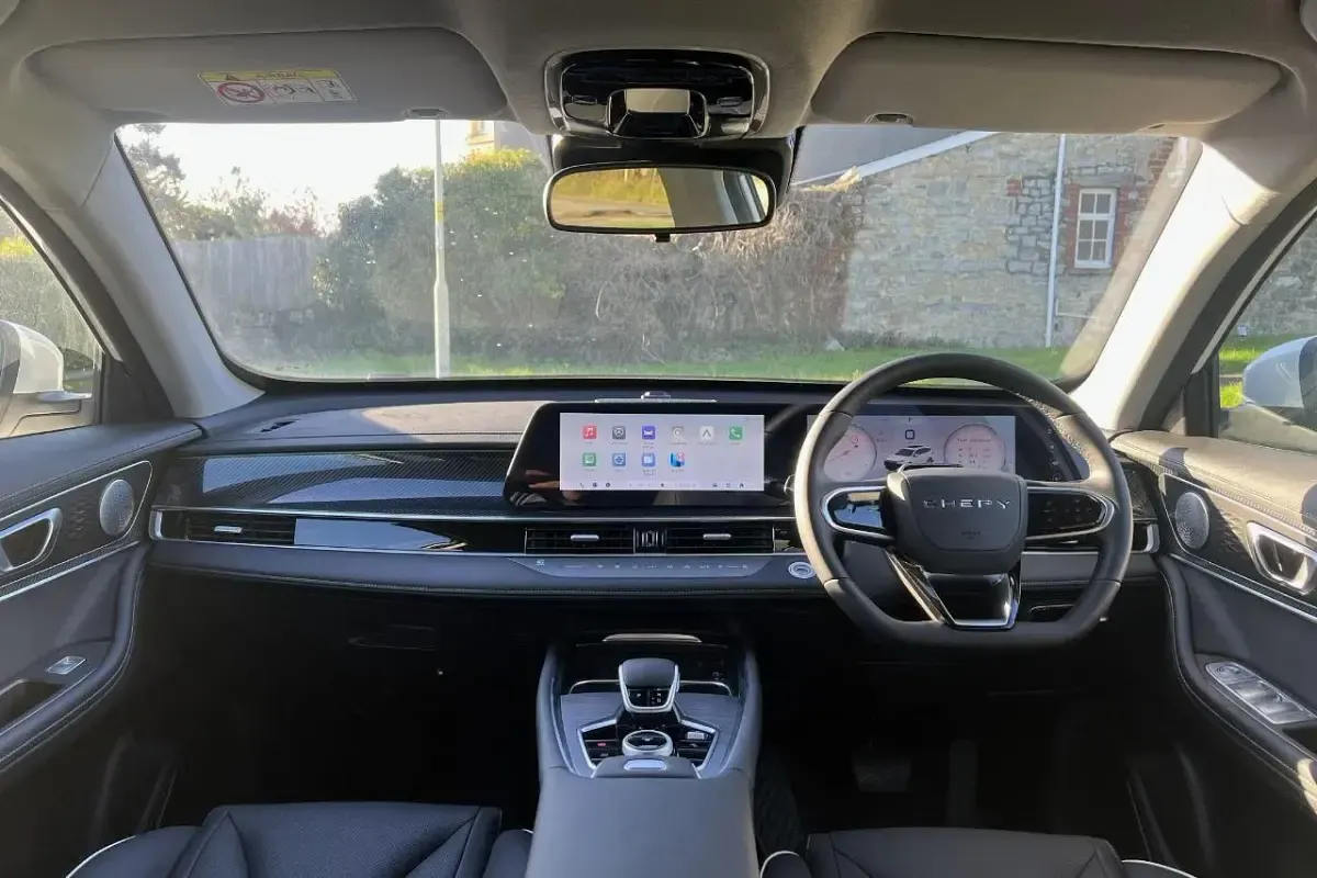 New Chery Tiggo 7 145 HP (106 kW) 2025 White SUV