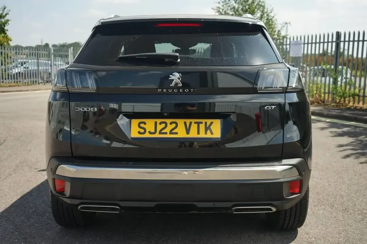 Used Peugeot 3008 GT 131 HP (96 kW) 2022 Black SUV