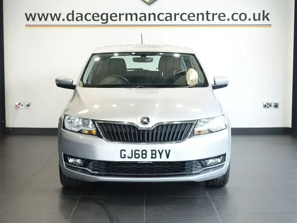 Used Skoda Rapid 2018 Silver Hatchback